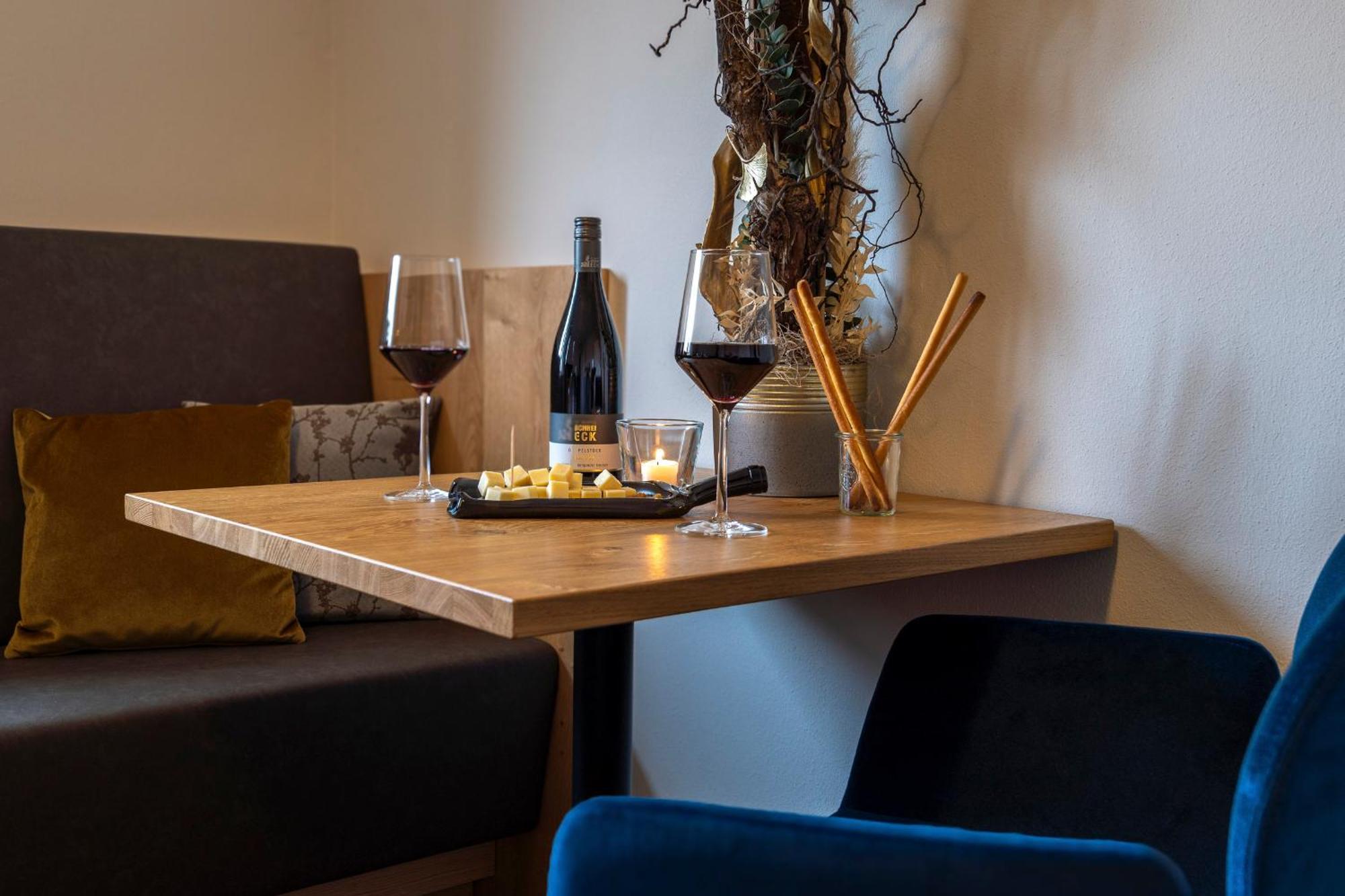 סנט מרטין Weingut Schreieck Vinotel & Gutshaus מראה חיצוני תמונה